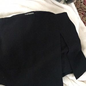 Black skort
